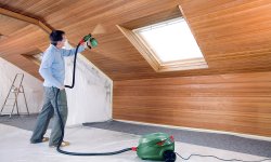 Чем обработать деревянный потолок: назначение и виды средств