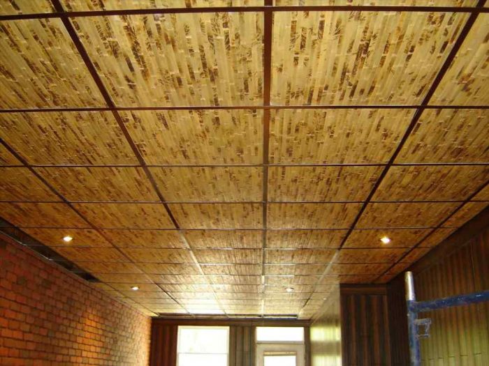 деревянные потолочные панели