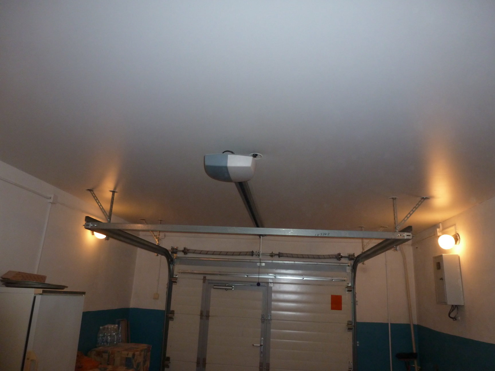 Утепление потолка в гараже: эффективные способы и материалы
